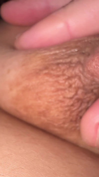 Huge Tits Get Rubberbands