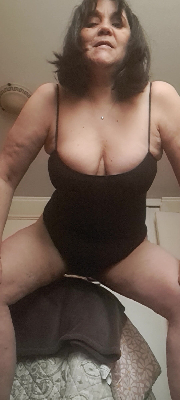 Mommy big hairy pussy: Sexuální pohyb