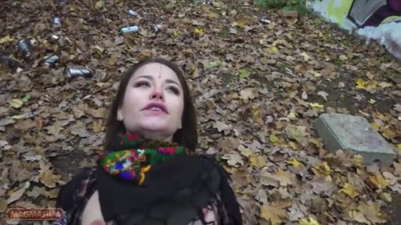 Magmafilm: Real Berlin Girl with Glasses and Sexy Body