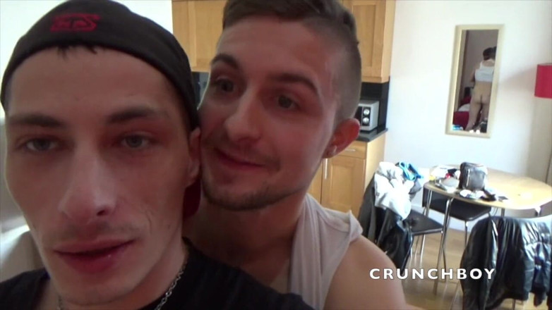 FRENCH AMATORS SEXTAPES: 在伦敦与 Fabien 和 jerem 的业余性爱录像