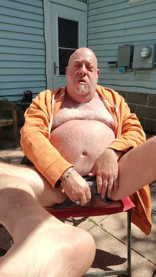 beardaddychub: Kurzes öffentliches sperma !!
