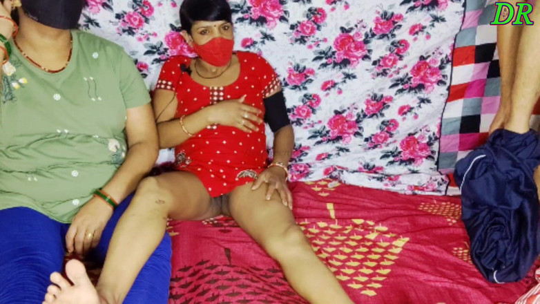 DeepReenu123: 德西 印度 bhabhi ki chhoti 继妹 ki chudai