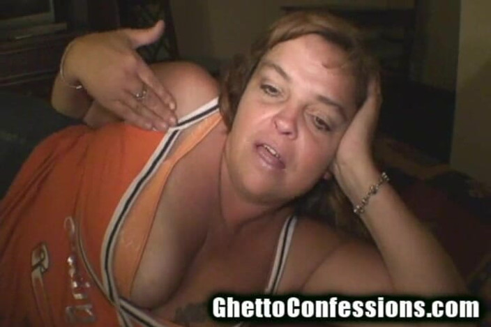 Ghetto Confessions: Velká plandá prsa děvka prdel příběhy saje sperma na velké...