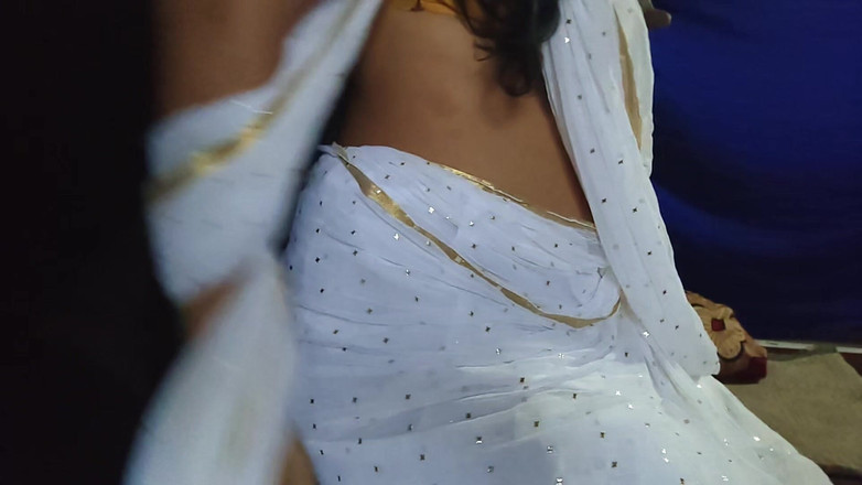 Hotpooja86900: Sólo hra od sebe sexy sexy holka ukazuje prsa