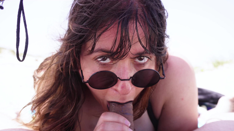 VickyVixen: Sucking a Strangers Cock at the Nude Beach