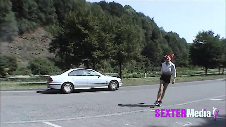 Sextermedia by Pete: Kouření na parkovišti pro motorkáře