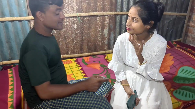 Easypron: Fete sexy din satul indian Pronita sex cu soțul său