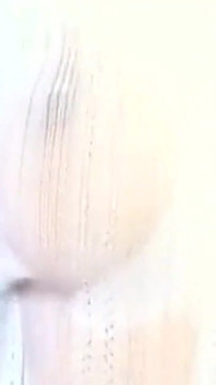 Pingando dedo do capô de camelo provocando para bbc creampie swallow