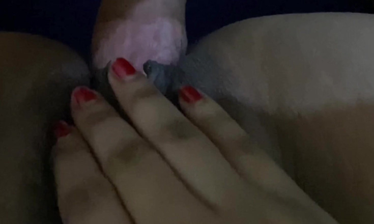 Fio Fyn: Lamer el coño de mi novia hasta que ella gime...
