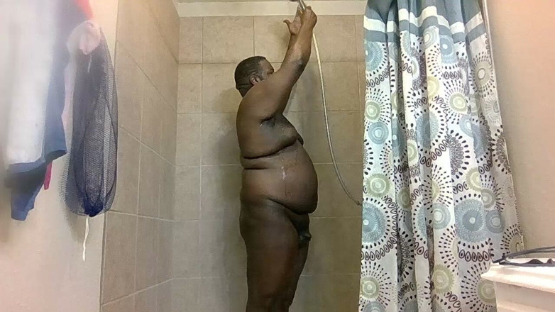 bigblacktxchub: Утренний душ, супер чистая