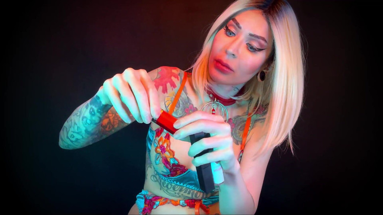 Baal Eldritch: Özel fotoğraflar için mat siyah dudaklar - ruj uygulaması, renk örneği, yüz...