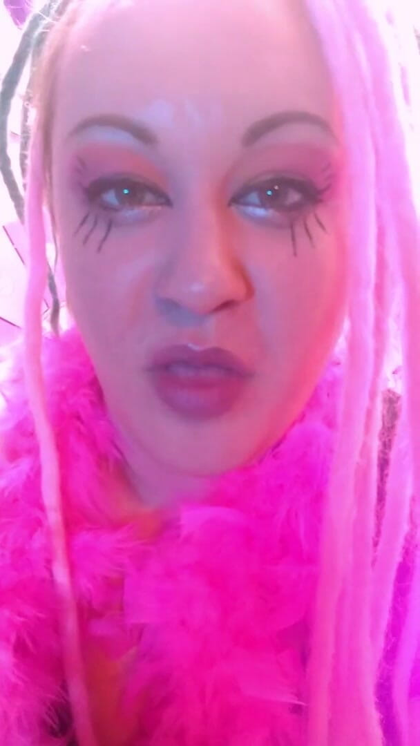 Campsissyboi: Try to cum on my tongue try to time it...