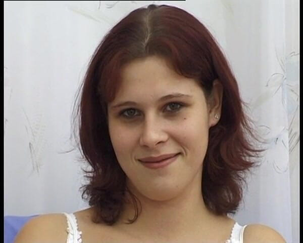 YOUR FIRST PORN: Melanie Hat Heute 2 Мал оргазмэн - Мелани испытывает оргазмы два раза сегодня,