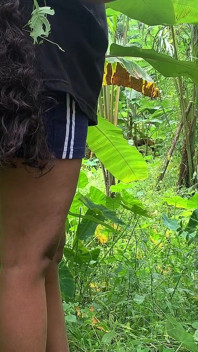 我的男朋友不在那里，他最好的朋友需要一些爱。