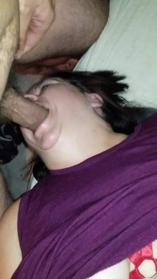 SexyNEBBW: Сексуальна товстушка трахає свій ділдо під час смоктання члена для камшоту на обличчя