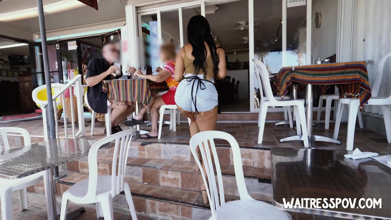 Waitress POV: Serveuse en POV - Kosame Dash - Coochie Kabob