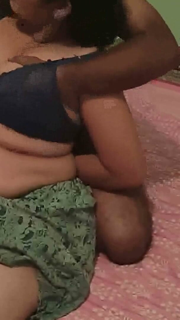 Sexy sindu: ช่วงเวลาโรแมนติกของคู่รักตูดใหญ่ สาหรีและครางดังกว่า