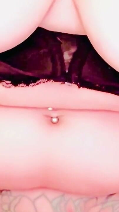 Peachlore: Phần 2 phun nước với đồ chơi của tôi
