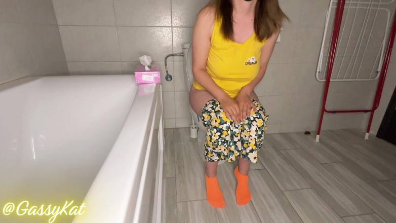 GassyKat: The Daily Toilet Episode 7