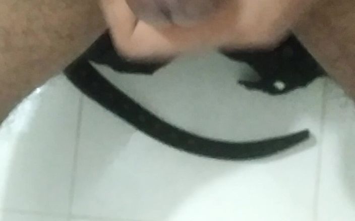 HornyspookDevil: I den här videon får du se hur jag kommer...