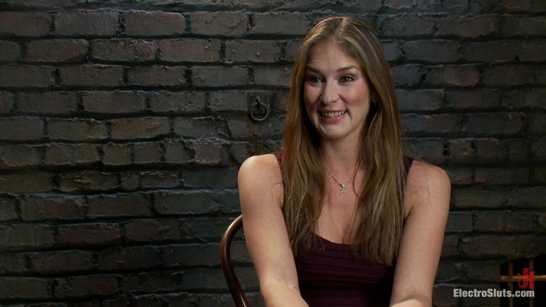 Electrosluts by Kink: Zločin, elektro-sex a dobytek prod