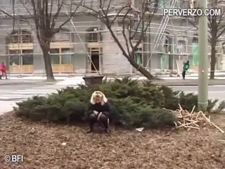 Pissing Girls: Открытый писсинг 2 - DVD с писсингом на улице в публичных местах