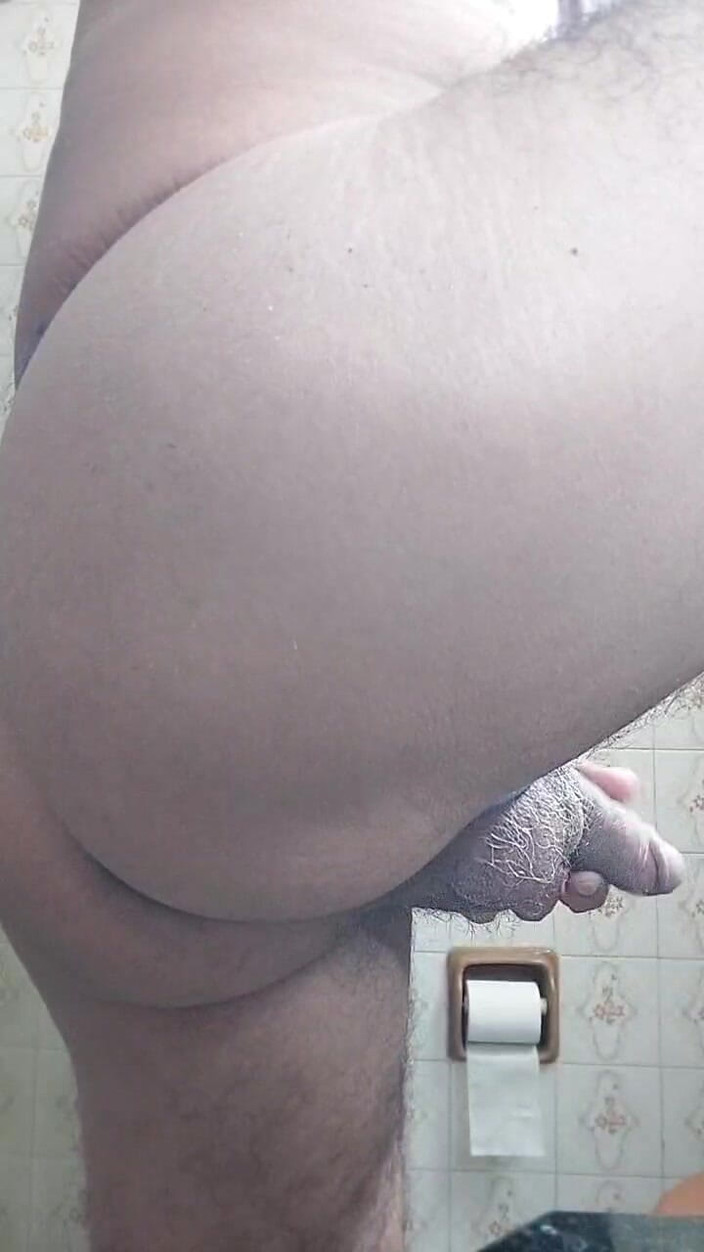 Ladysilvas: Ladysilva honí předvádí svůj sexy zadek