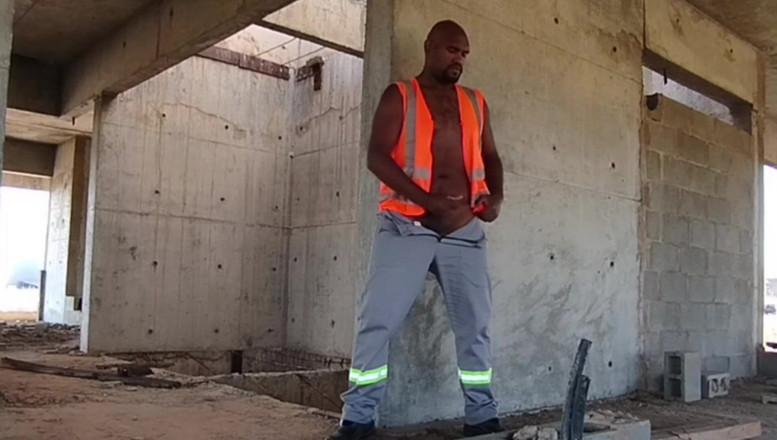 TheBlacKHunterr: Después del trabajo, me detuve en el sitio de construcción...