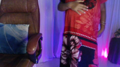 HotGirl21: Fingono Come Il Tuo in Lavoro. Arrapante Sexy.