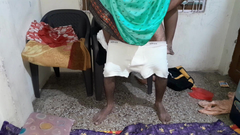 xxxking: 友人の妻が私を家に呼び、快感で彼女の膣を犯させました