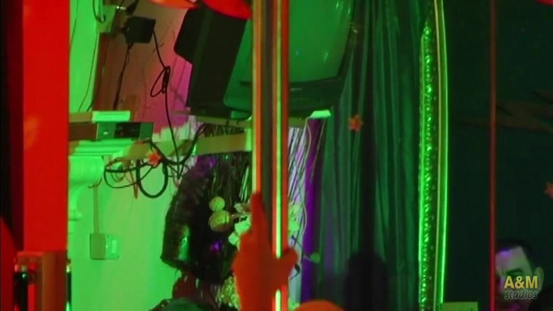 A&M Studios: Recorded swingers fucking in a swinger club.