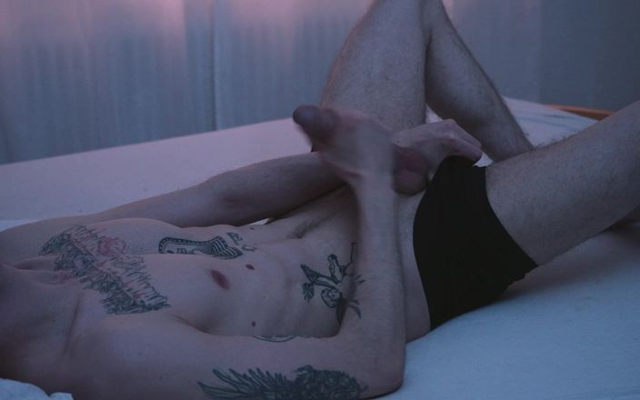 CedricDickery: Am frühen morgen Edging - masturbation mit großem schwanz mit lautem...