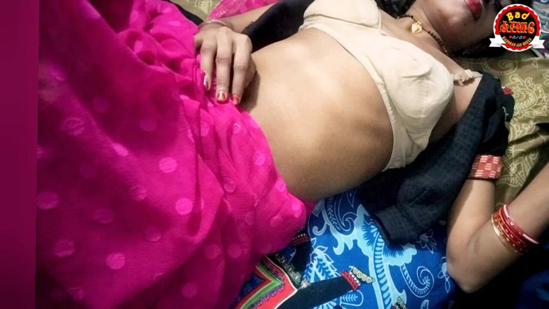 BadAim6: Badaim6 - caliente india ke ghar jaane apni choti behen ki...