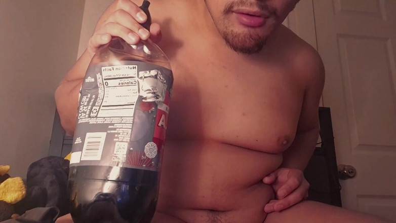 NakyJoss: Chugging tyle sody, ile mój brzuch sobie poradzi