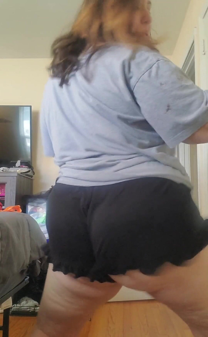 KinkyKatie: Uwielbiam tańczyć w swoim pokoju, niektóre rzeczy nigdy się nie...