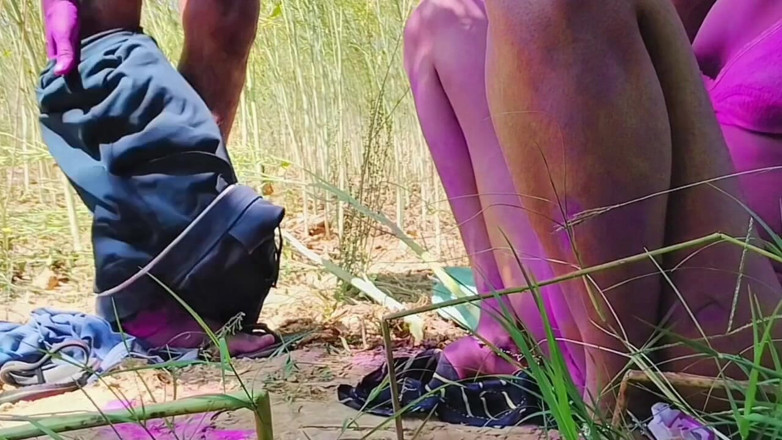 seema: I Played Holi with My Stepsister-in-law in the Fields and...