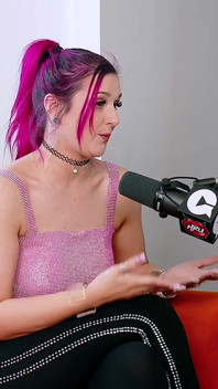 Alina Lopez em Reinvenção e Trinity Infinity em Starting From Zero