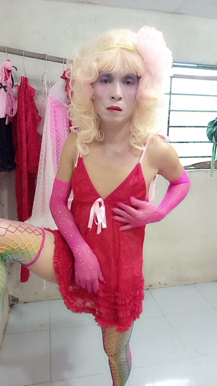 nguyen dang thien tri: Oanh Le Transgender Wearing Sexy Clothes Porn Selfie