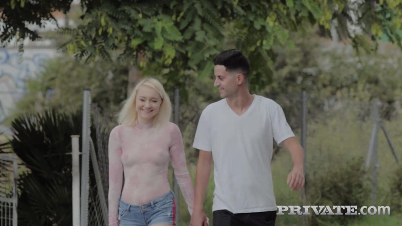 Private.com: Marilyn Sugar, 오늘 당신을 위해 데뷔