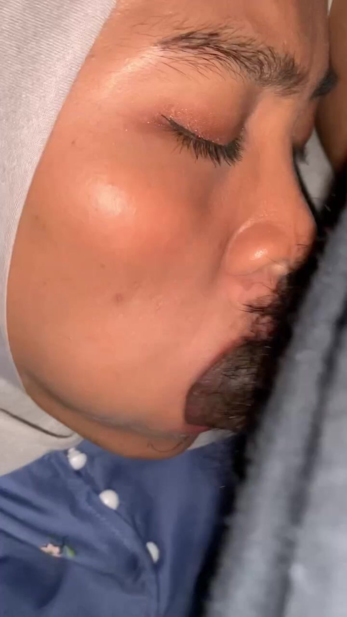 Indo Girl: Dmuchanie kutasa w drodze do domu z pracy