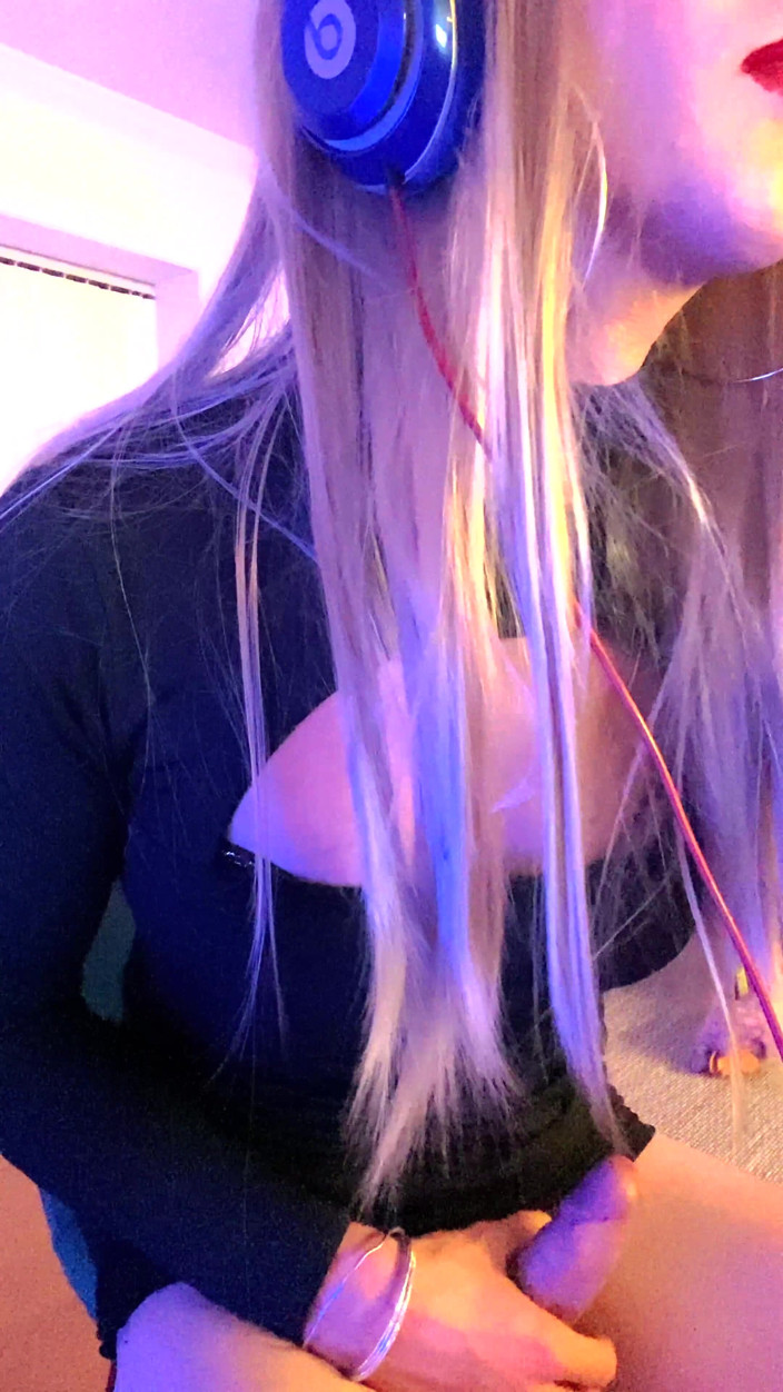 Sissy Bailey Wilde: Femboy Freedom Jerking Compilation