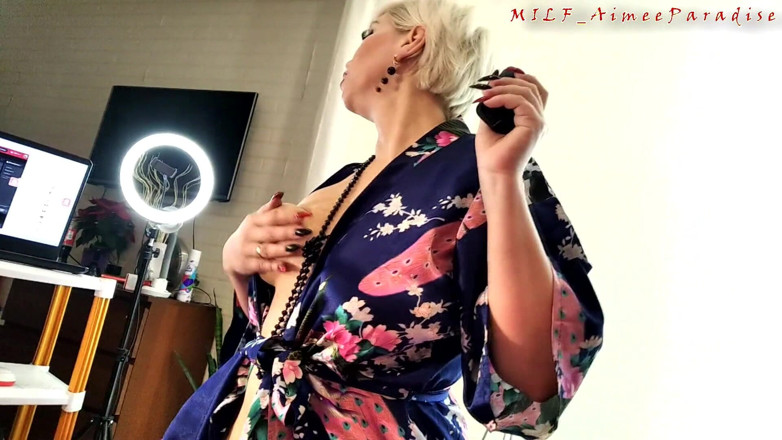 AimeeParadise: Moja żona jest moją osobistą dziwką! Magiczny kutas i jeździec! Seksowna...