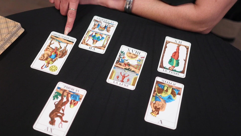 Countess diamond: Pembacaan tarot - penghancuhan