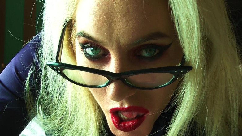 Goddess Celine: Madrasta virou succubus