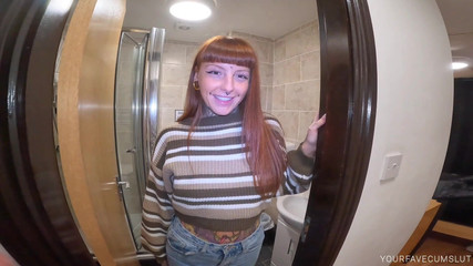 Yourfavecumslut: Terdesak Pure Pee di Hotel!