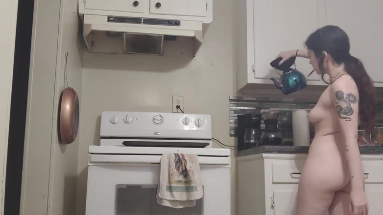 lilredvelvettt: Comment je fais nu mon café du matin