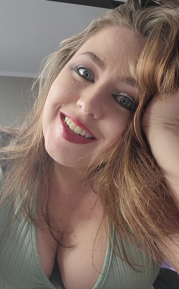 KinkyKatie: Saya akan membuat hari anda lebih baik....