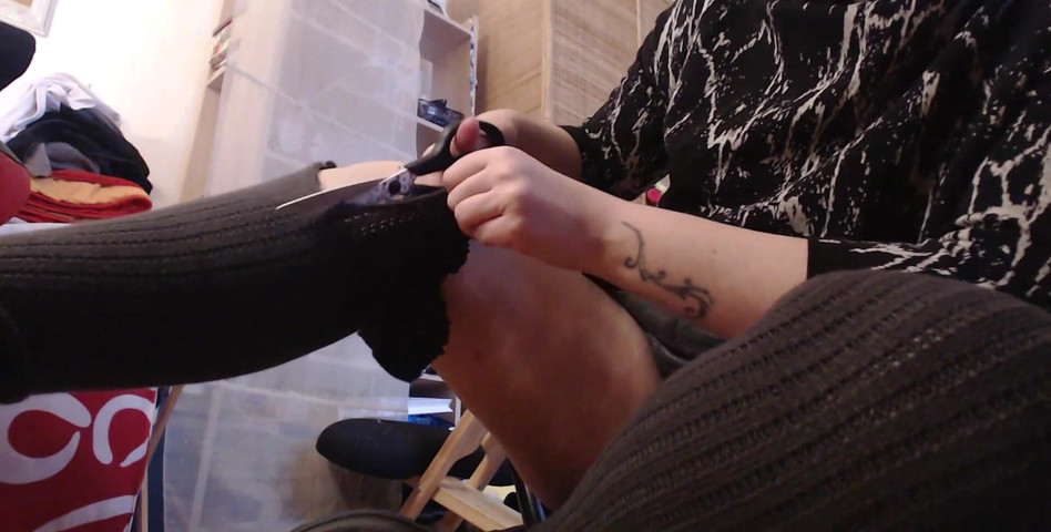 A Big Mega Piss for Your Destroying Your Favorite Shoes (Nicoletta Fetish) A Big Mega Piss for Your Destroying Your Favorite Shoes (Nicoletta Fetish)