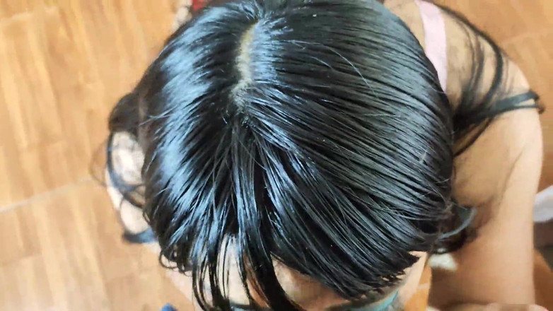 Karla love: Platím poslíčkovi s pizzou svým zadkem, sakra, myslím, že jsem velká...