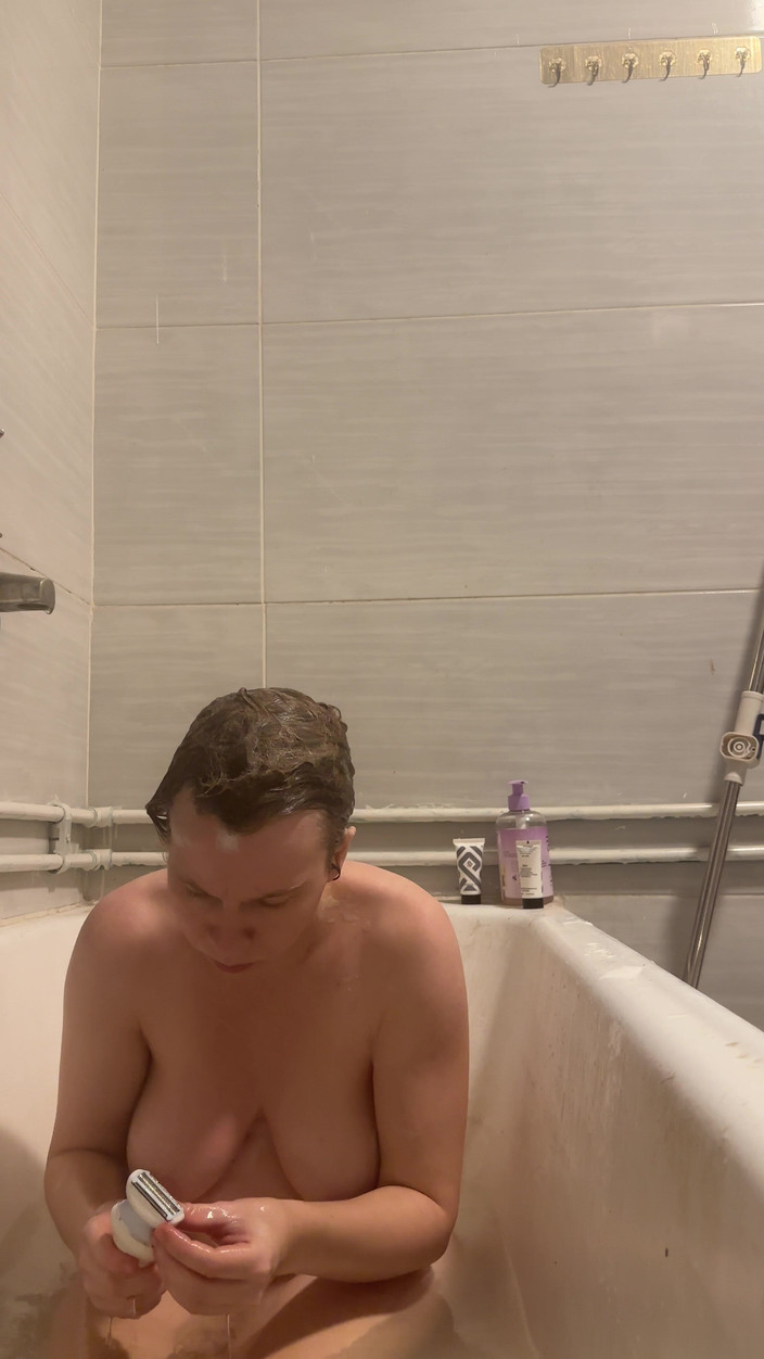 SweetLucy96: Capezzoli duri